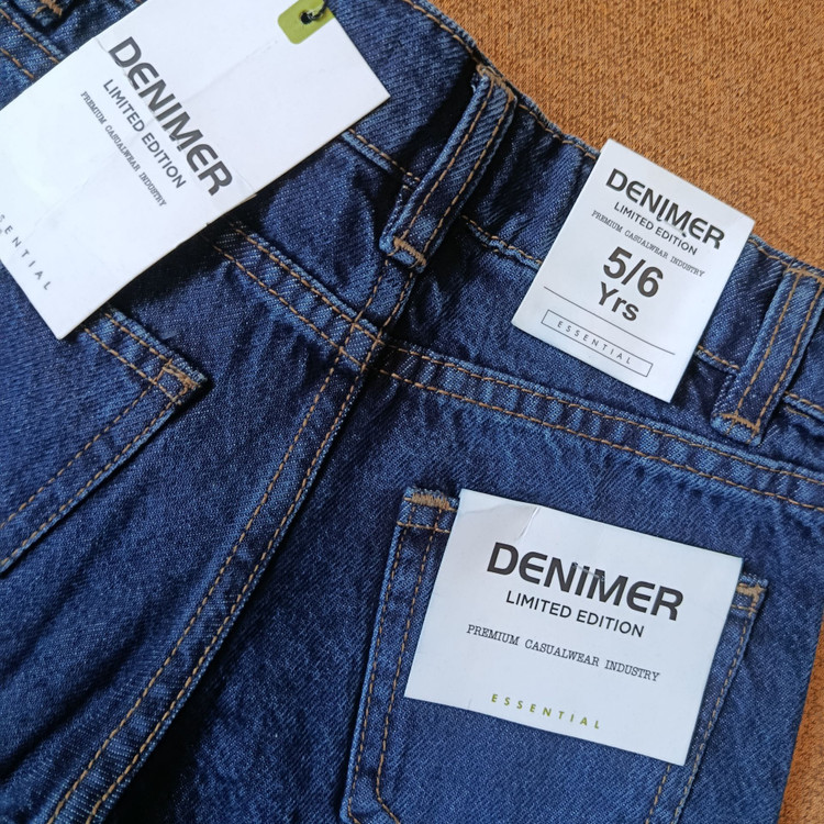 شلوار جین بچه گانه اورجینال برند دنیمر Denimerمدل نیم بگ آبی سنگشور سایز ۲تا ۱۵ سال فروش تکی و عمده ضمانت کیفیت کالا