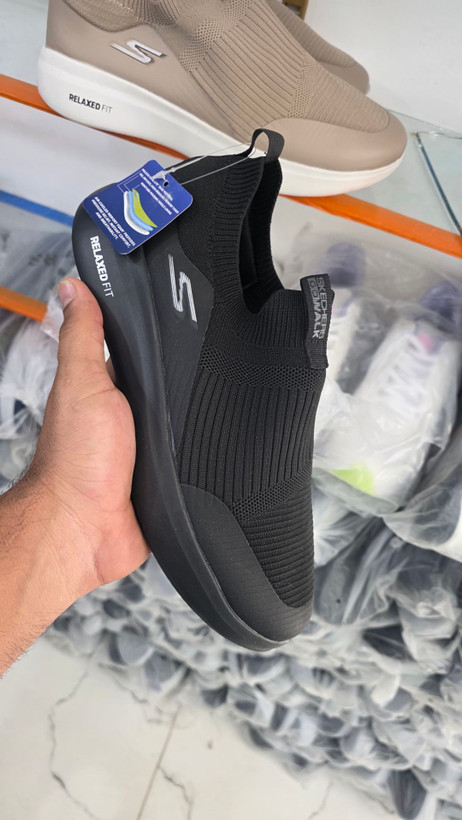 کتونی اسکیچرز بدون بند گو واک مسترکوالیتیSkechers Go Walk وارداتی ساخت ویتنام سایز ۴۰ الی ۴۵فروش تکی و عمده ضمانت کیفیت کالا