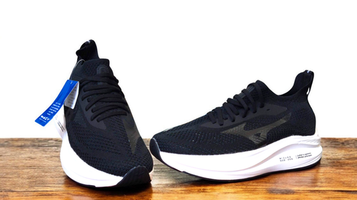 کتونی میزانو نئو زنMizuno neo zenسایز۴۰/ساخت ویتنام وارداتی ضمانت کیفیت کالا/فروش تکی و عمده
