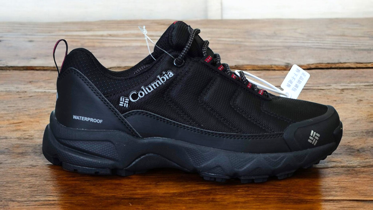 کتونی کلمبیاگورتکس زیره ویبرام Columbia Peakfreak II ساخت ویتنام وارداتی .سایز۴۰ فروش عمده و تک