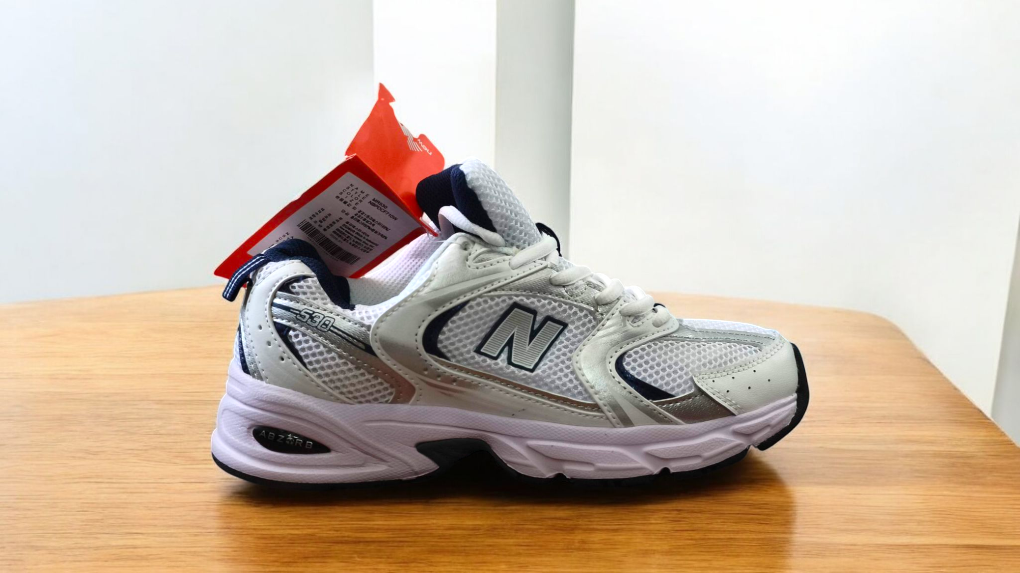 کتونی نیوبالانس ۵۳۰ Newbalance 530 پیاده رویی و روزمره سایز ۴۵/ساخت ویتنام وارداتی سایز ۳۸_۴۰_۴۵ فروش تکی و عمده ضمانت کیفیت کالا