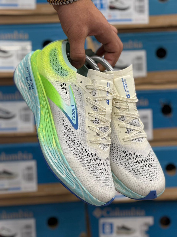 کتونی بروکس هایپریون مکس الیت ۴ Brooks Hyperion Elite 4وارداتی ساخت ویتنام سایز ۴۰ الی۴۵ فروش تکی و عمده ضمانت کیفیت کالا