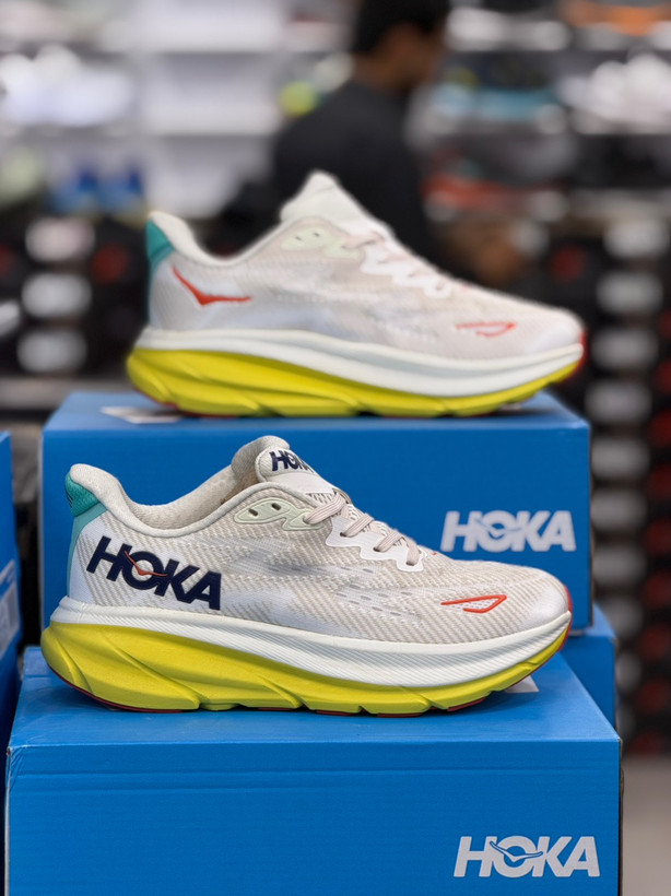 کتونی هوکا کلیفتون 9 مسترکوالیتی درجه ۱/Hoka Clifton 9/ساخت ویتنام وارداتی/سایز 40الی ۴۵/فروش تکی و عمده ضمانت کیفیت کالا