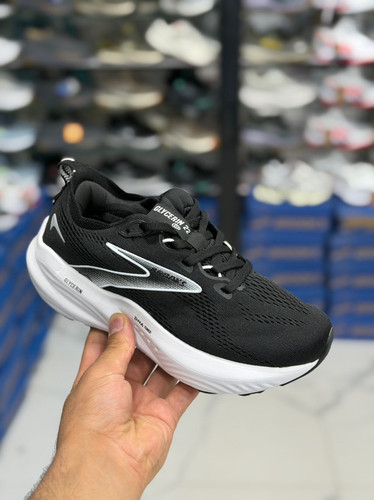 کتونی پیاده رویی و رانینگ بروکس گلیسرین ۲۲ /BROOKS GLYCERIN 22/ساخت ویتنام وارداتی سایز ۳۹ تا ۴۵/ ضمانت کیفیت کالا فروش تکی و عمده