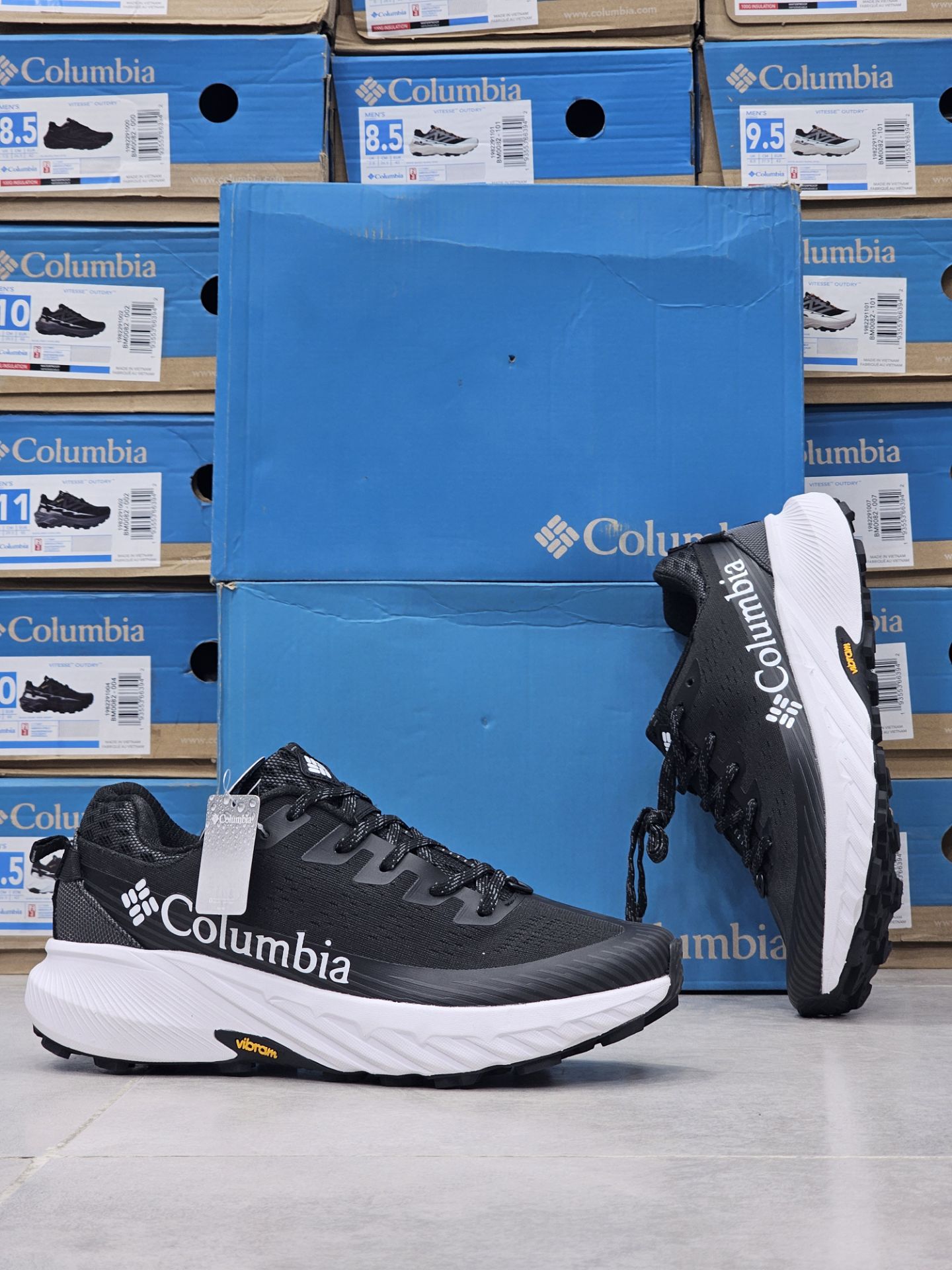 کتونی ویتنامی کلمبیا /Columbia waterproof/ضد آب گورتکس ساخت ویتنام وارداتی/سایز 40 الی 45/فروش تکی و عمده ضمانت کیفیت کالا