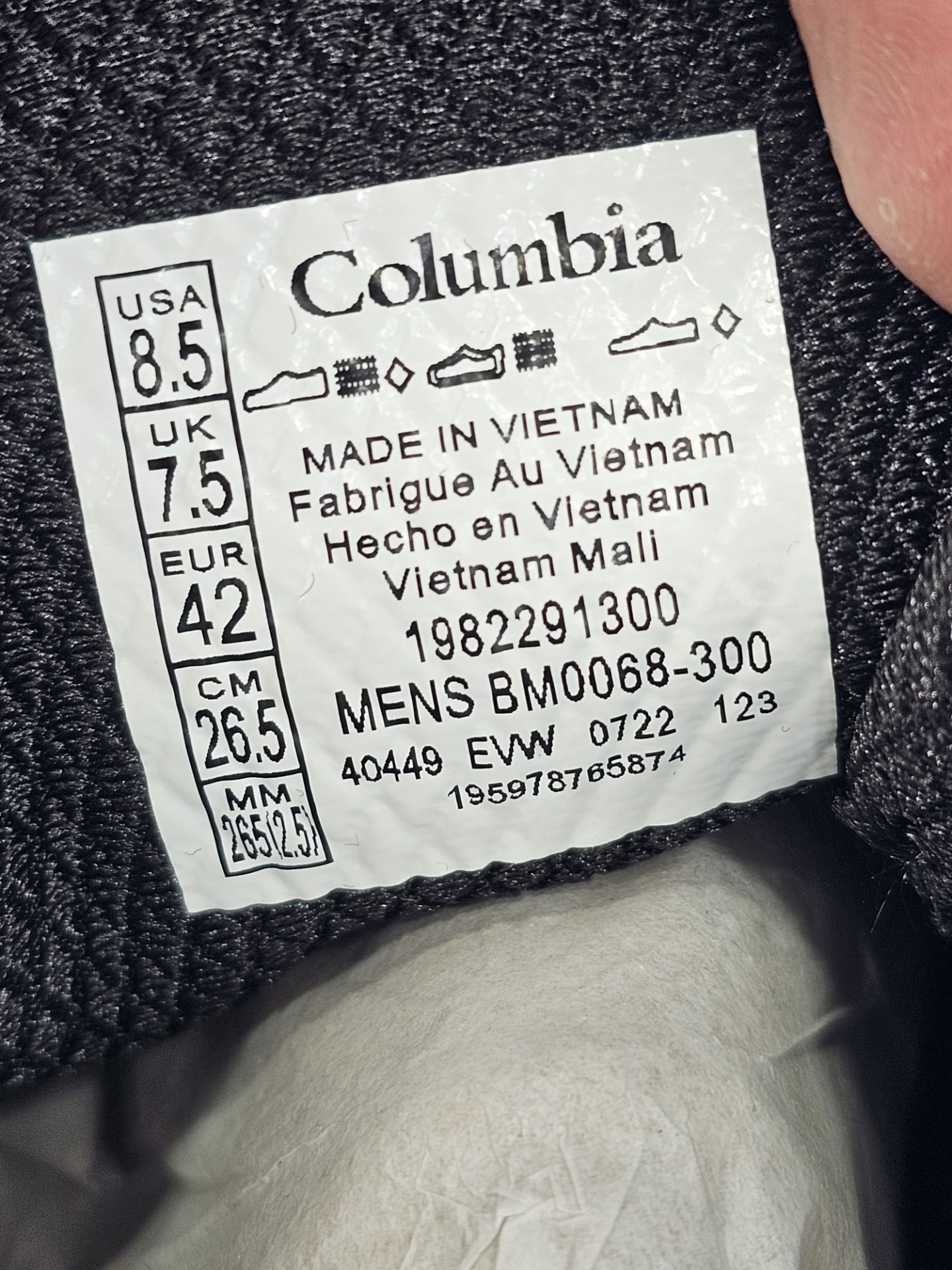 کتونی ویتنامی کلمبیا /Columbia waterproof/ضد آب گورتکس ساخت ویتنام وارداتی/سایز 40 الی 45/فروش تکی و عمده ضمانت کیفیت کالا