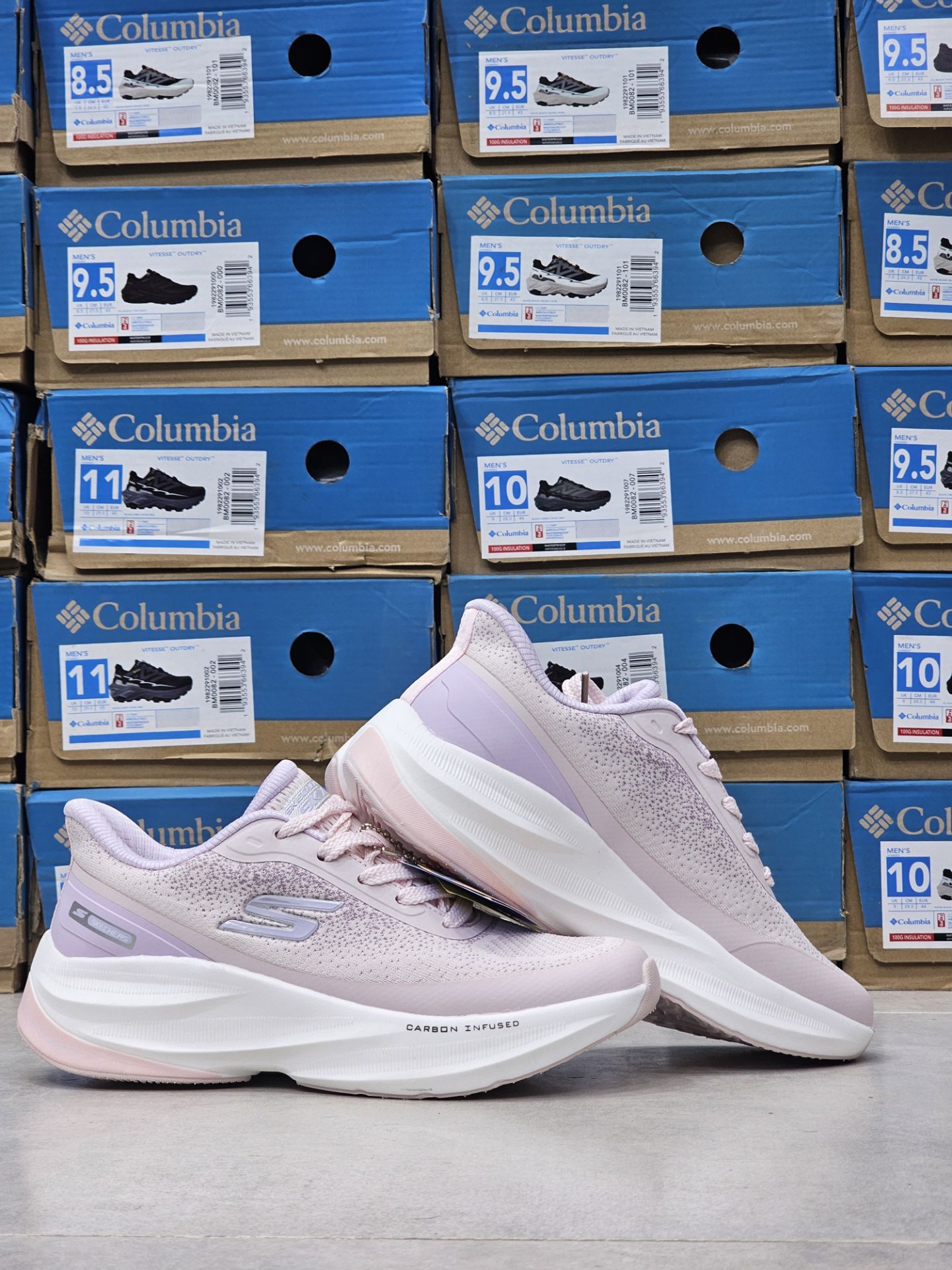 کتونی مسترکوالیتی اسکیچرز هایپر برست کربن skechers Hyper Burst carbonساخت ویتنام وارداتی سایز۳۷ الی ۴۰ فروش تکی و عمده ضمانت کیفیت کالا