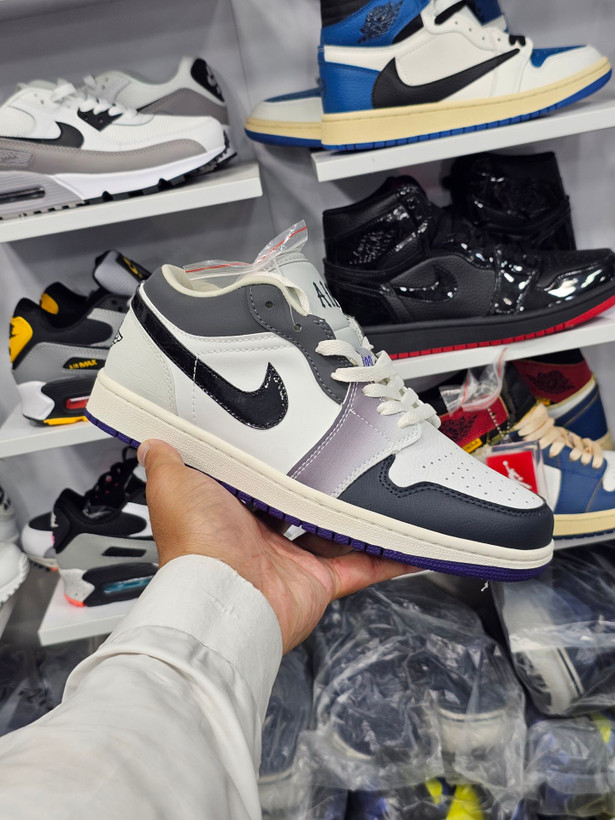 کتونی مسترکوالیتی نایک ایر جردن وان بدون ساق Nike Air Jordan 1 Low وارداتی ساخت ویتنام سایز ۴۰ الی ۴۵فروش تکی و عمده ضمانت کیفیت کالا