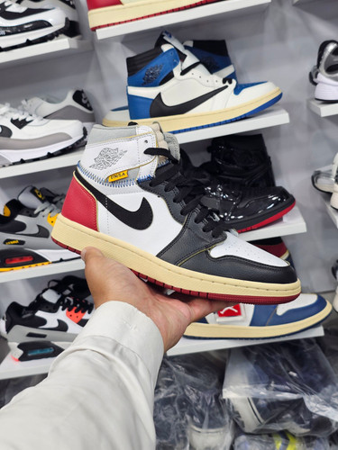 کتونی مردانه نایک ایر جردن وان ساقدار/Nike Air Jordan 1 Low وارداتی ساخت ویتنام سایز ۳۸ الی ۴۵فروش تکی و عمده/ضمانت کیفیت کالا
