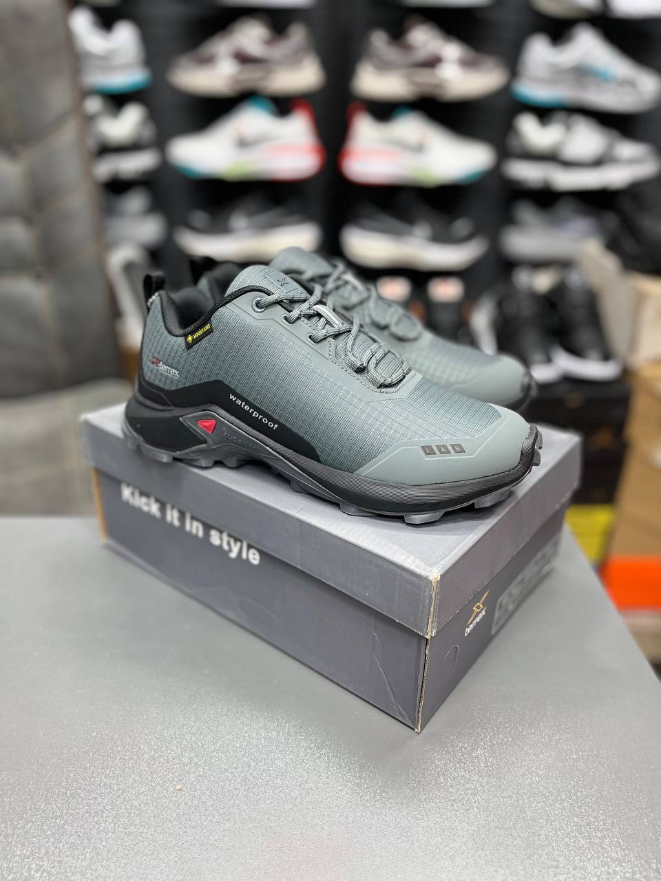 کتونی ادیداس ترکسAdidas Terrex ساخت ویتنام وارداتی تریل رانینگ سایز ۴۰ تا ۴۵ فروش بصورت عمده و تک ضمانت کیفیت کالا