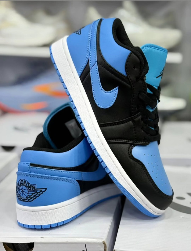 کتونی مسترکوالیتی نایک ایر جردن وان بدون ساق Nike Air Jordan 1 Low وارداتی ساخت ویتنام سایز ۴۰ الی ۴۵فروش تکی و عمده ضمانت کیفیت کالا