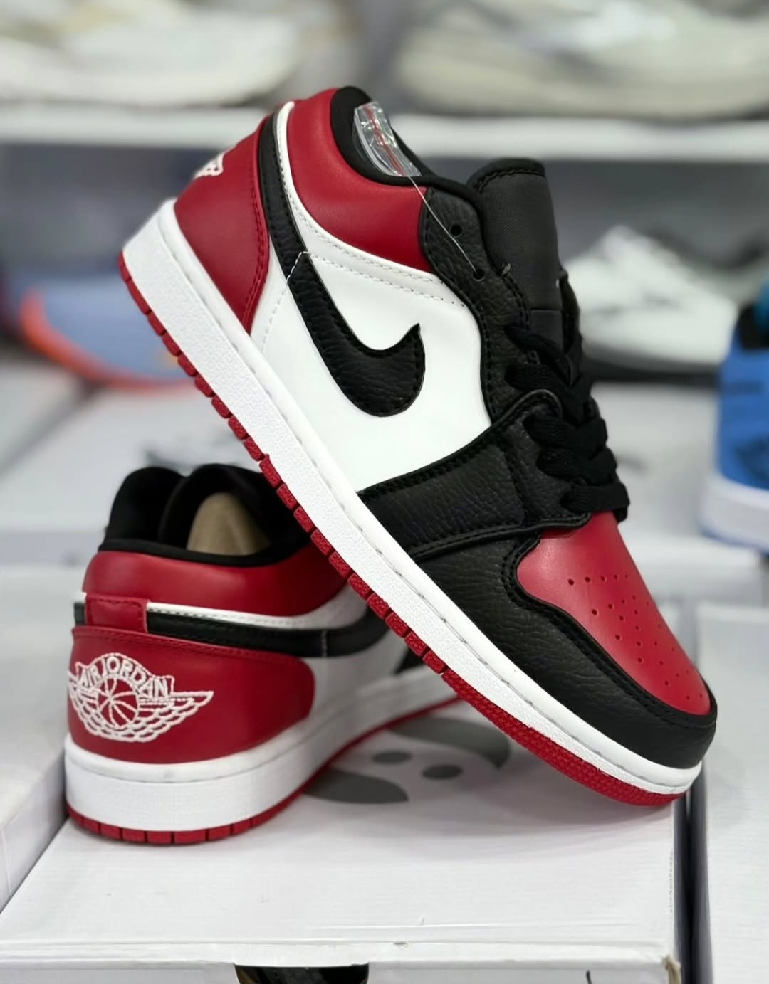 کتونی مسترکوالیتی نایک ایر جردن وان بدون ساق Nike Air Jordan 1 Low وارداتی ساخت ویتنام سایز ۴۰ الی ۴۵فروش تکی و عمده ضمانت کیفیت کالا