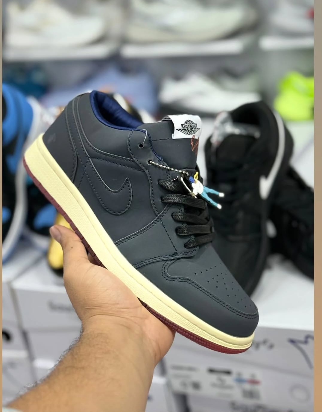 کتونی مسترکوالیتی نایک ایر جردن وان بدون ساق Nike Air Jordan 1 Low وارداتی ساخت ویتنام سایز ۴۰ الی ۴۵فروش تکی و عمده ضمانت کیفیت کالا
