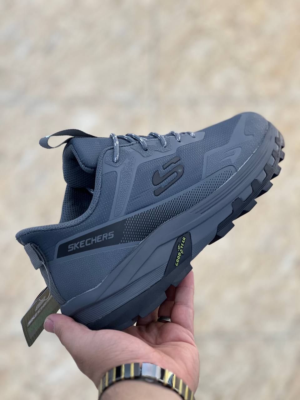 کتونی مردانه اسکیچرز گوران ۲۰۲۶ Skechers Gorunمموری فوم سبک و طبی و راحت/سایز۴۰ الی ۴۵وارداتی ساخت ویتنام فروش تکی و عمده ضمانت کیفیت کالا
