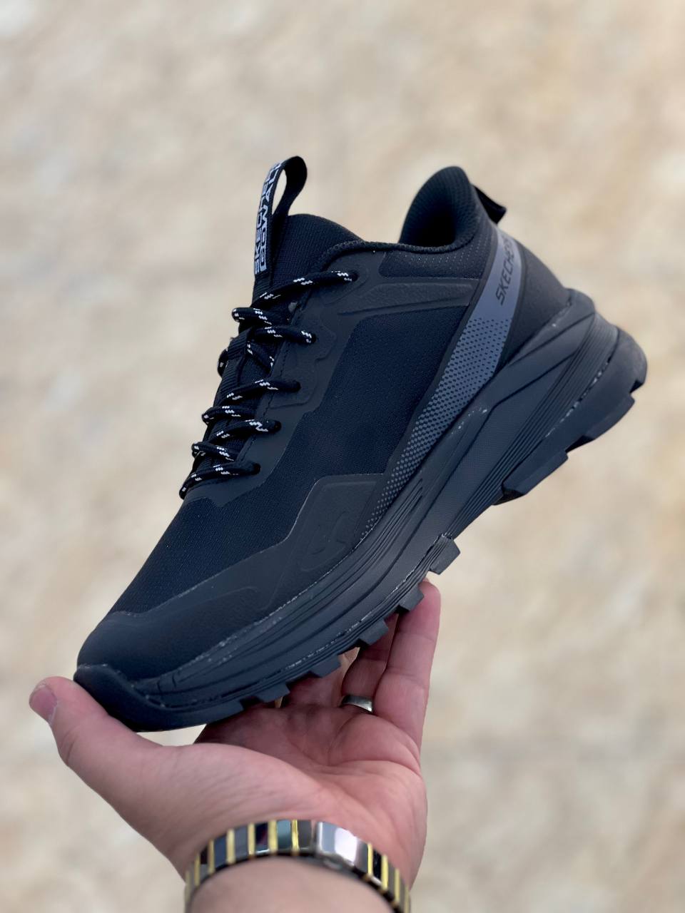 کتونی مردانه اسکیچرز گوران ۲۰۲۶ Skechers Gorunمموری فوم سبک و طبی و راحت/سایز۴۰ الی ۴۵وارداتی ساخت ویتنام فروش تکی و عمده ضمانت کیفیت کالا