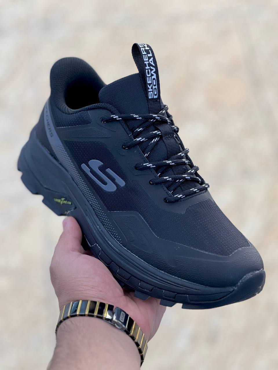 کتونی مردانه اسکیچرز گوران ۲۰۲۶ Skechers Gorunمموری فوم سبک و طبی و راحت/سایز۴۰ الی ۴۵وارداتی ساخت ویتنام فروش تکی و عمده ضمانت کیفیت کالا
