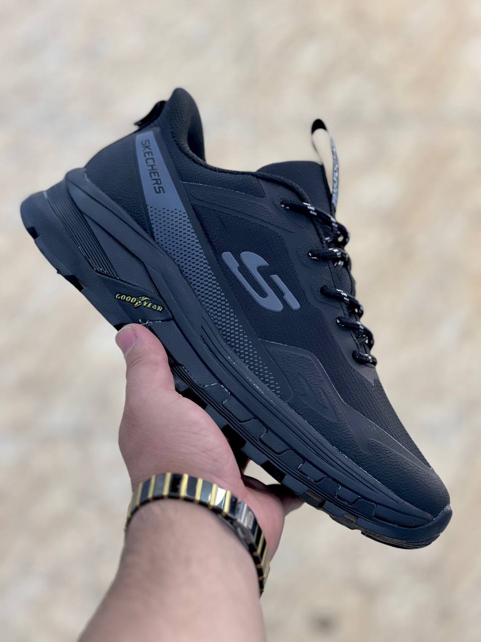 کتونی مردانه اسکیچرز گوران ۲۰۲۶ Skechers Gorunمموری فوم سبک و طبی و راحت/سایز۴۰ الی ۴۵وارداتی ساخت ویتنام فروش تکی و عمده ضمانت کیفیت کالا