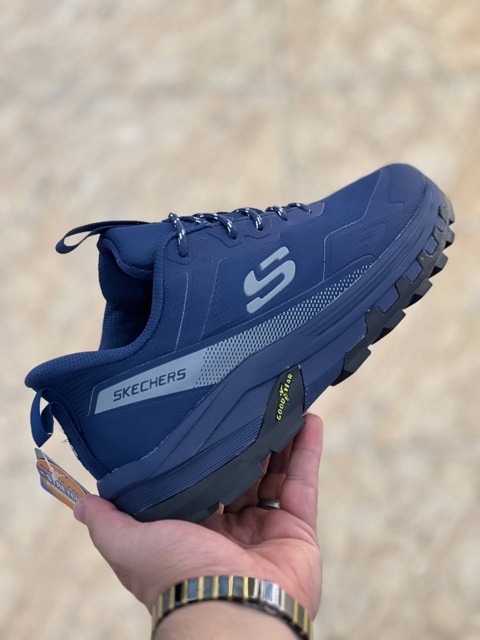 کتونی مردانه اسکیچرز گوران ۲۰۲۶ Skechers Gorunمموری فوم سبک و طبی و راحت/سایز۴۰ الی ۴۵وارداتی ساخت ویتنام فروش تکی و عمده ضمانت کیفیت کالا