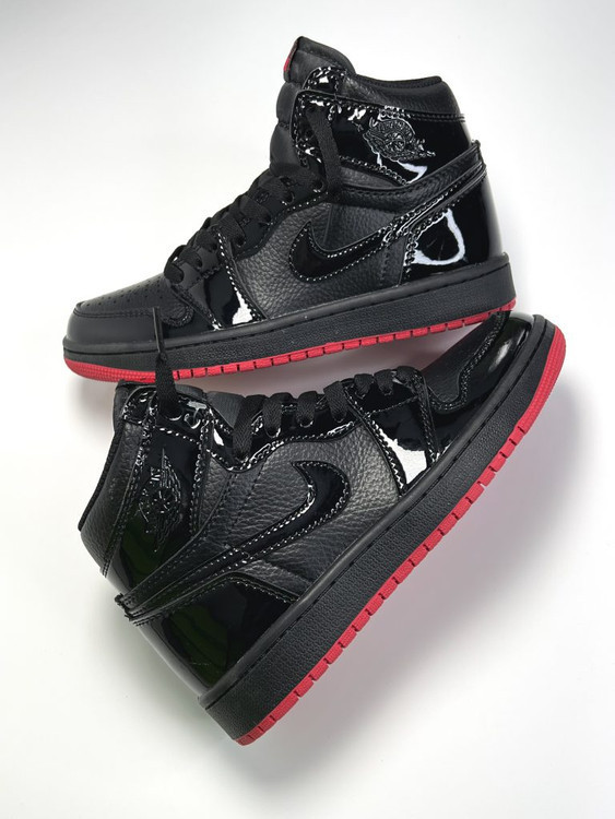 نایک ایر جردن وان ساقدار/Nike Air Jordan 1 Low وارداتی ساخت ویتنام سایز ۳۸ الی ۴۵فروش تکی و عمده/ضمانت کیفیت کالا