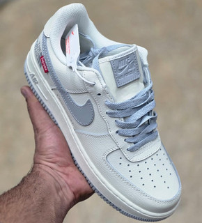 کتونی کلاسیک نایک ایرفورس وان Nike Air Force 1 ساخت ویتنام وارداتی سایز۴۵ ضمانت کیفیت کالا