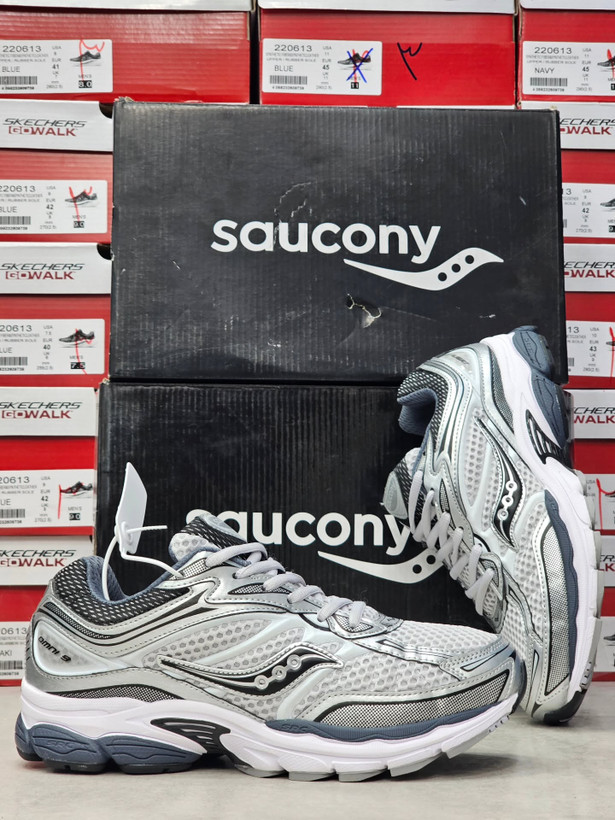 کتونی ساکونی پروگرید امنی ۹ رانینگ و پیاده روی Saucony omni 9 ProGrid ساخت ویتنام واردتی سایز۴۰ الی ۴۵ فروش تکی و عمده ضمانت کیفیت کالا