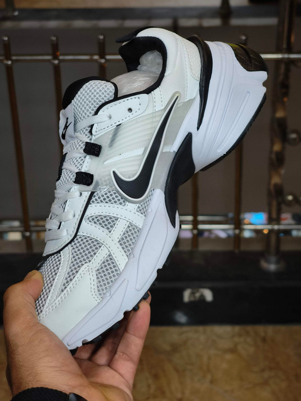 کتونی مسترکوالیتی نایک وی تو کی Nike V2k Run /سایز 37الی۴۵ساخت ویتنام وارداتی فروش تکی و عمده ضمانت کیفیت کالا