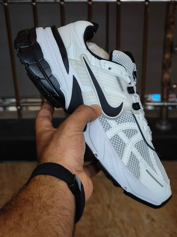 کتونی مسترکوالیتی نایک وی تو کی Nike V2k Run /سایز 37الی۴۵ساخت ویتنام وارداتی فروش تکی و عمده ضمانت کیفیت کالا