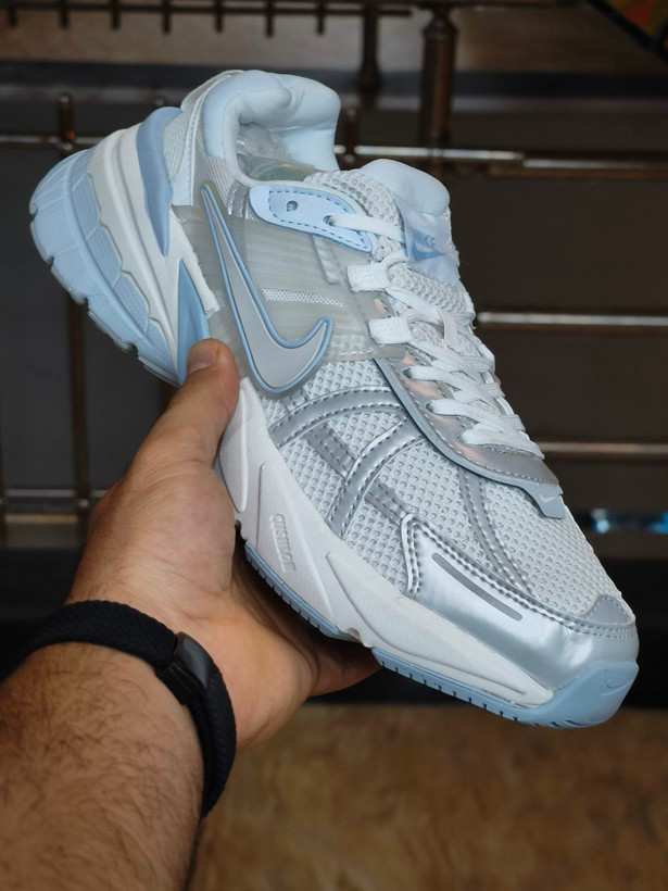 کتونی مسترکوالیتی نایک وی تو کی Nike V2k Run /سایز 37الی۴۵ساخت ویتنام وارداتی فروش تکی و عمده ضمانت کیفیت کالا