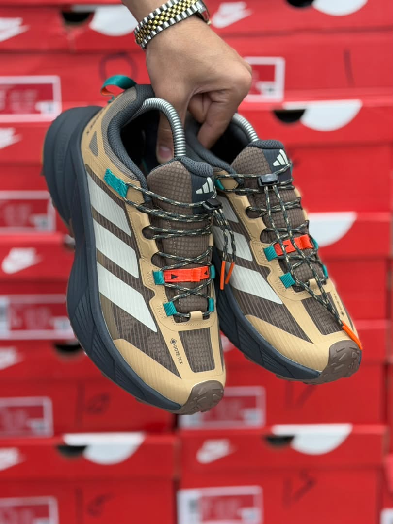 کتونی آدیداس ترکس TERREX Agravic GTX ساخت ویتنام وارداتی تریل رانینگ سایز ۴۰ الی۴۵ فروش تکی و عمده ضمانت کیفیت کالا
