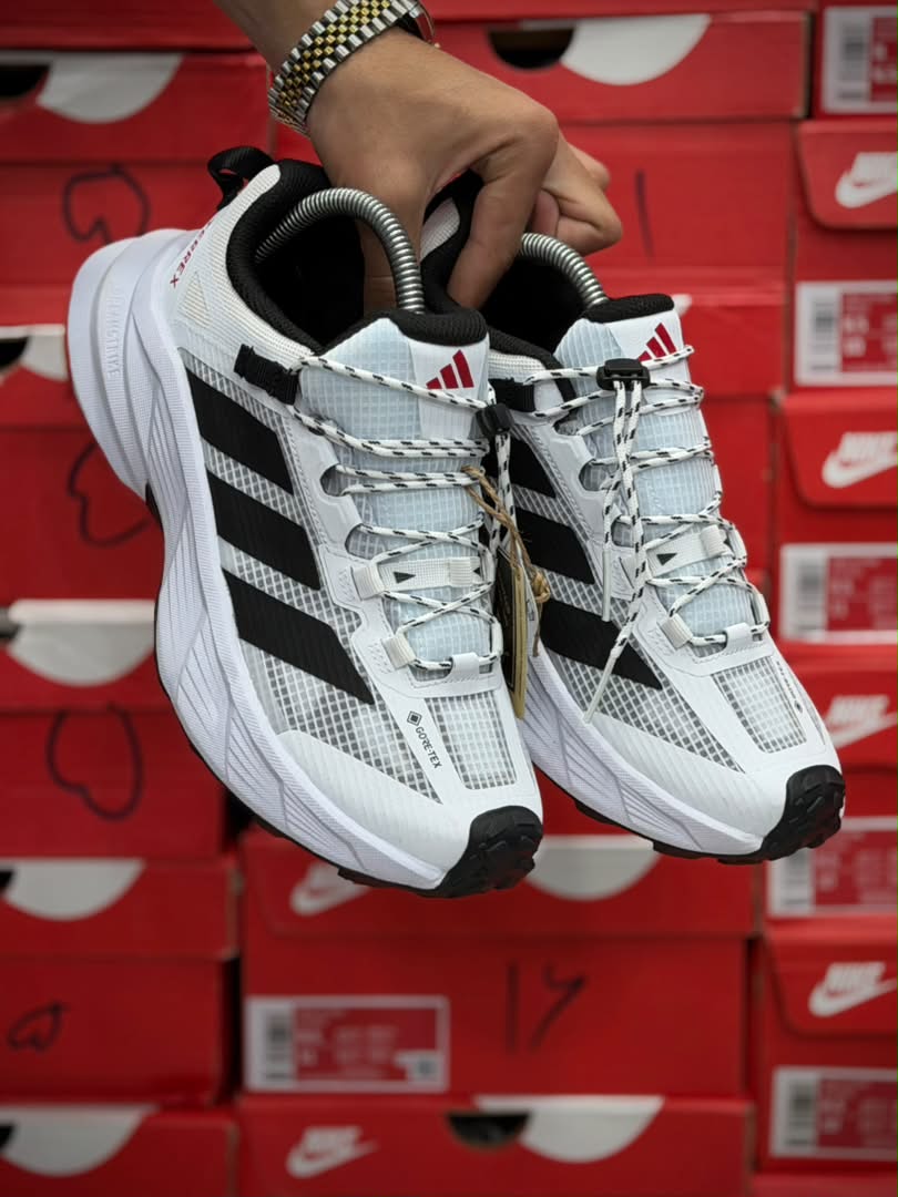 کتونی آدیداس ترکس TERREX Agravic GTX ساخت ویتنام وارداتی تریل رانینگ سایز ۴۰ الی۴۵ فروش تکی و عمده ضمانت کیفیت کالا