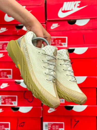 کتونی مسترکوالیتی کلمبیا /Columbia GORE-TEX Vietnam/سایز ۴۰ الی ۴۵ساخت ویتنام وارداتی زیره ویبرام رویه گورتکس ضمانت کیفیت کالا