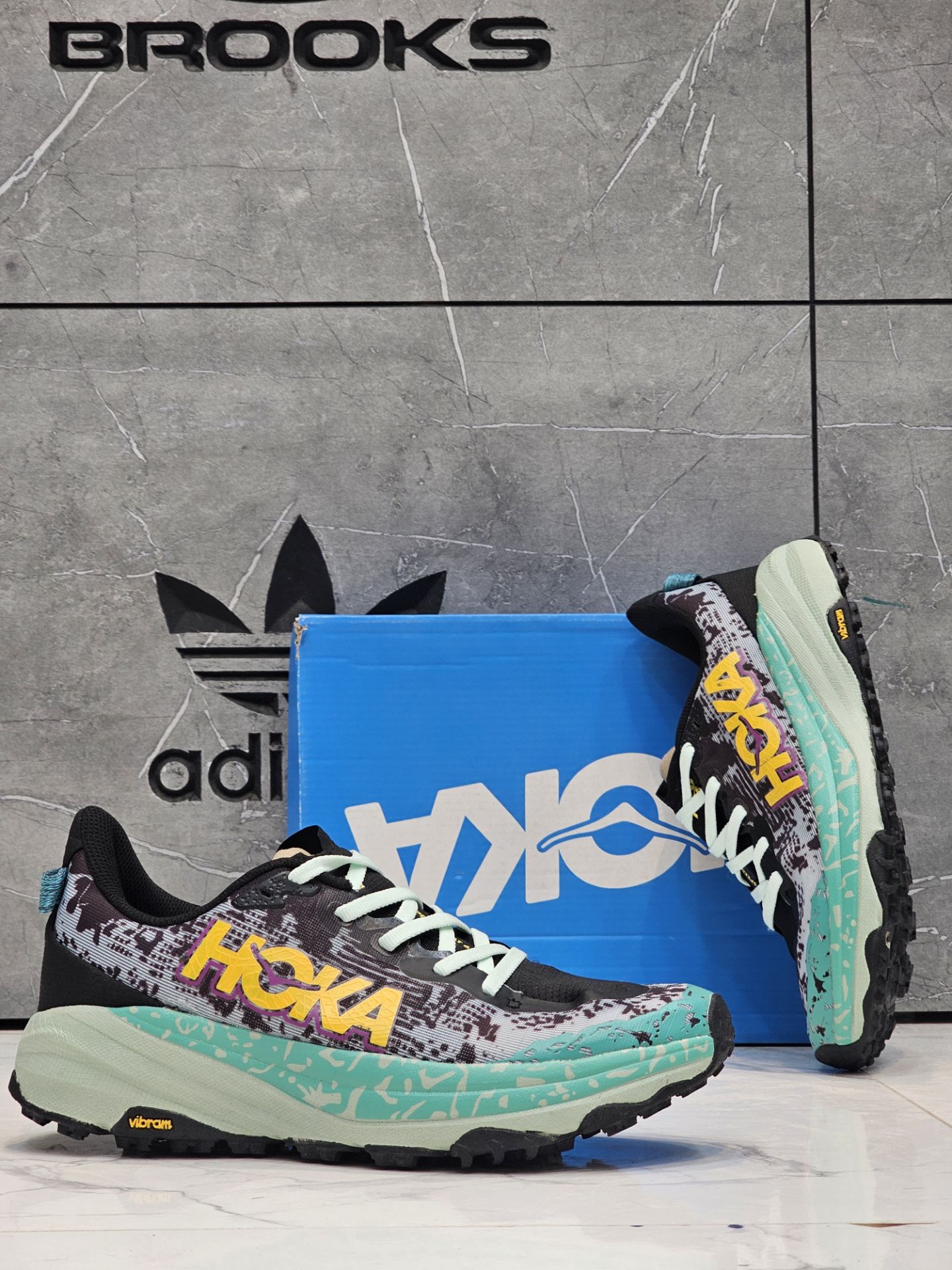 کتونی هوکا اسپید گوت ۶ مسترکوالیتیHoka speedgoat ۶ ساخت ویتنام وارداتی سایز ۴۰ الی ۴۵فروش تکی و عمده ضمانت کیفیت کالا