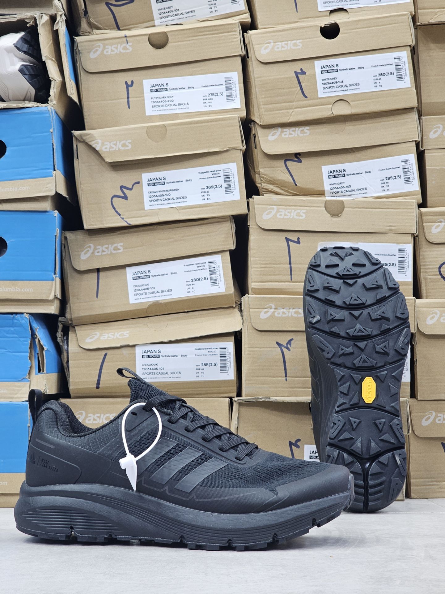 کتونی آدیداس ترکس مسترکوالیتی Adidas TERREX Agravic GTX ساخت ویتنام وارداتی تریل رانینگ سایز ۴۰ الی ۴۵ فروش تکی و عمده ضمانت کیفیت کالا