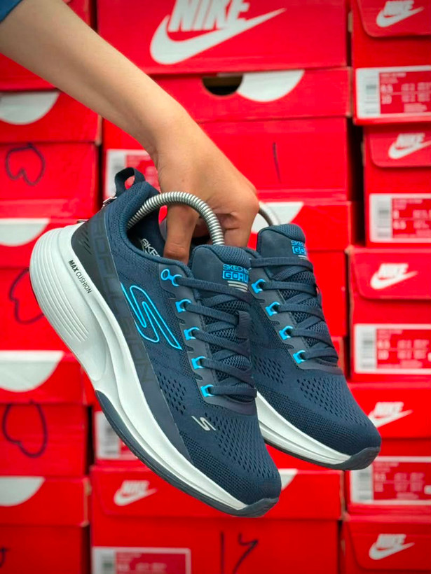 کتونی اسکیچرزمکس کوشن پروپالشن Skechers Max Cushioning Propulsionوارداتی ساخت ویتنام سایز ۴۰ الی ۴۵فروش تکی و عمده ضمانت و کیفیت کالا