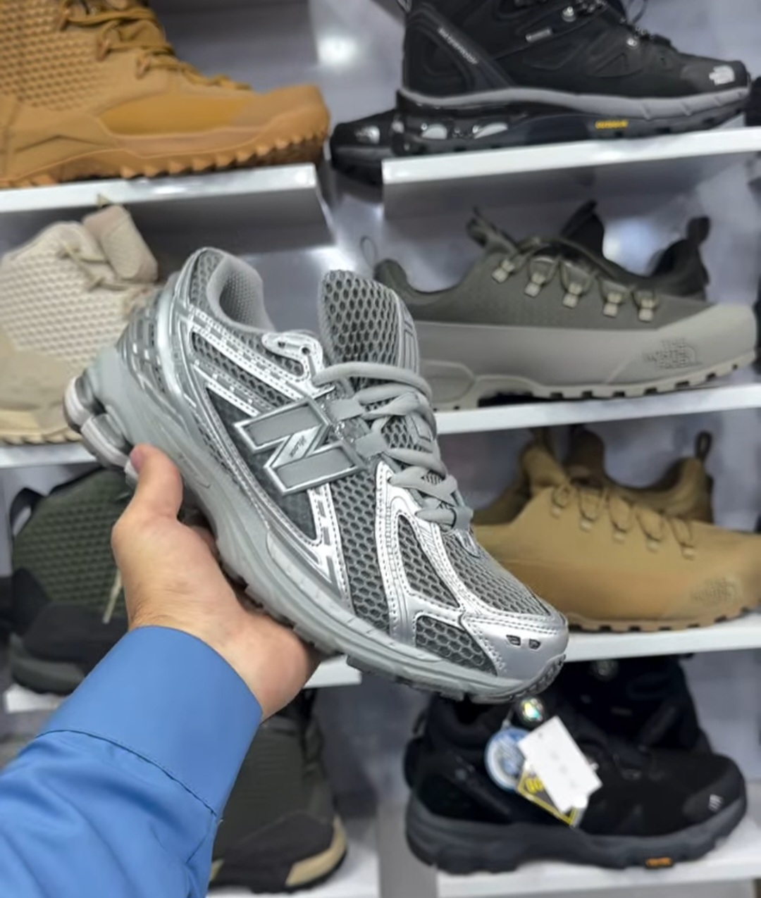 نیوبالانس ۱۹۰۶ Newbalance 1906 ساخت ویتنام وارداتی سایز ۳۸ الی ۴۵ فروش تکی و عمده ضمانت کیفیت کالا
