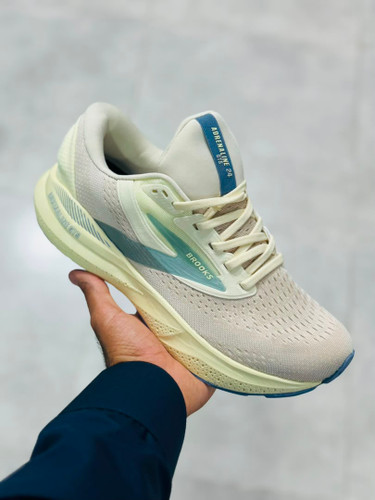 کتونی بروکس گلیسرین ۲۴ BROOKS GLYCERIN ۲۴ساخت ویتنام وارداتی سایز۴۰ الی ۴۵ ضمانت کیفیت کالا فروش تکی و عمده