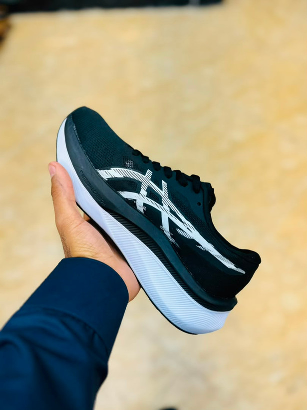 کتونی مسترکوالیتی اسیکس مجیک اسپیدASICS Magic Speed 4 ساخت ویتنام وارداتی سایز40 الی۴۵فروش تکی و عمده ضمانت کیفیت کالا