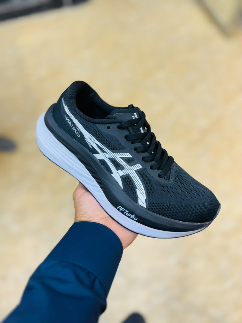 کتونی مسترکوالیتی اسیکس مجیک اسپیدASICS Magic Speed 4 ساخت ویتنام وارداتی سایز40 الی۴۵فروش تکی و عمده ضمانت کیفیت کالا