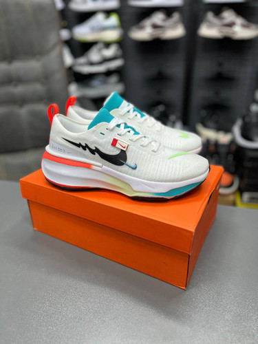 کتونی نایک زوم ایکس اینوینسیبل ران3 /Nike ZoomX Invincible Run 3 ساخت ویتنام وارداتی سایز ۴۰ الی۴۵ فروش تکی وعمده/ضمانت کیفیت کالا