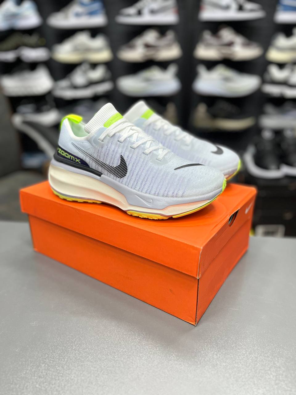 کتونی نایک زوم ایکس اینوینسیبل ران3 /Nike ZoomX Invincible Run 3 ساخت ویتنام وارداتی سایز ۴۰ الی۴۵ فروش تکی وعمده/ضمانت کیفیت کالا