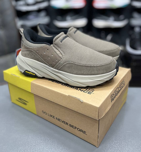 کفش مردانه اسکیچرز گودیرSkechers good yearوارداتی ساخت ویتنام سایز ۴۰الی ۴۵ فروش تکی وعمده ضمانت کیفیت کالا