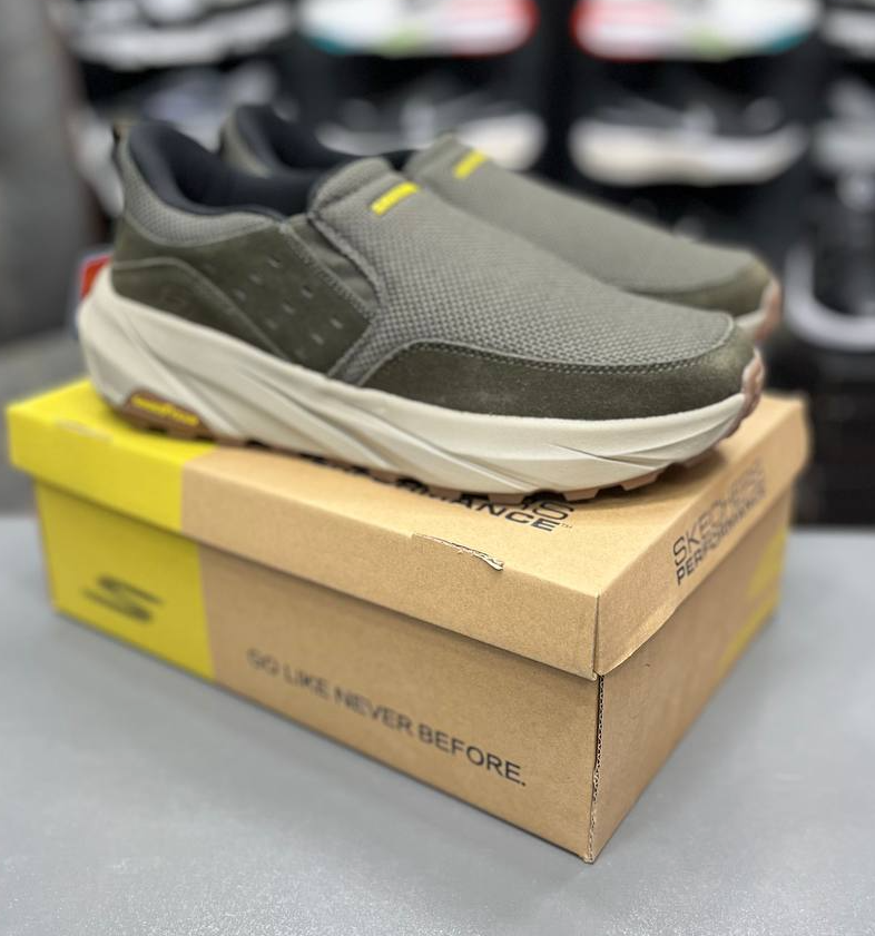 کفش مردانه اسکیچرز گودیرSkechers good yearوارداتی ساخت ویتنام سایز ۴۰الی ۴۵ فروش تکی وعمده ضمانت کیفیت کالا