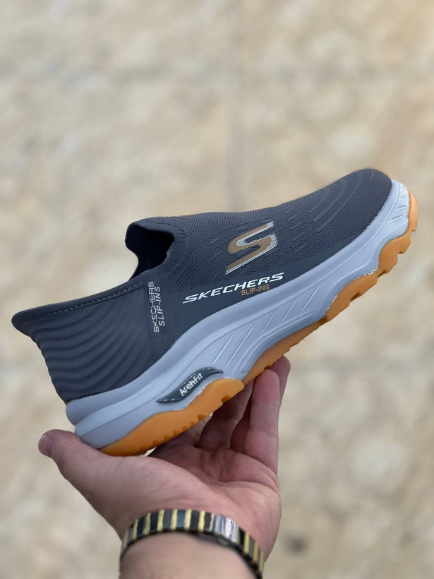 کتونی اسکیچرز اسلیپ Skechers Slip-insوارداتی ساخت ویتنام طبی و بدون بند سایز۴۰ الی ۴۵ فروش تکی و عمده/ضمانت کیفیت کالا