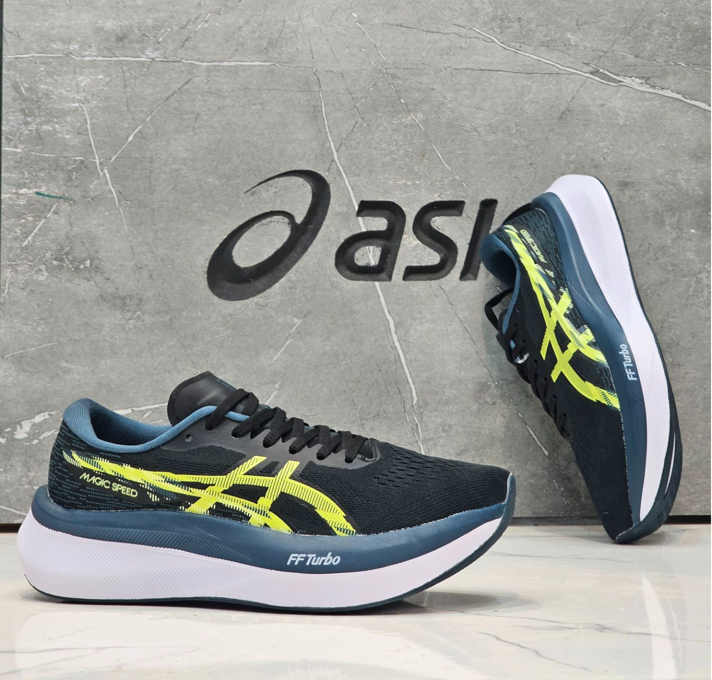 کتونی اسیکس مجیک اسپیدASICS Magic Speed 4 ساخت ویتنام وارداتی سایز40 الی۴۵فروش تکی و عمده ضمانت کیفیت کالا