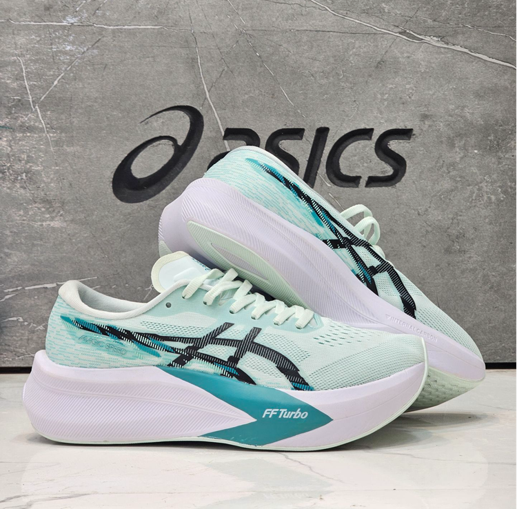 کتونی اسیکس مجیک اسپیدASICS Magic Speed 4 ساخت ویتنام وارداتی سایز40 الی۴۵فروش تکی و عمده ضمانت کیفیت کالا