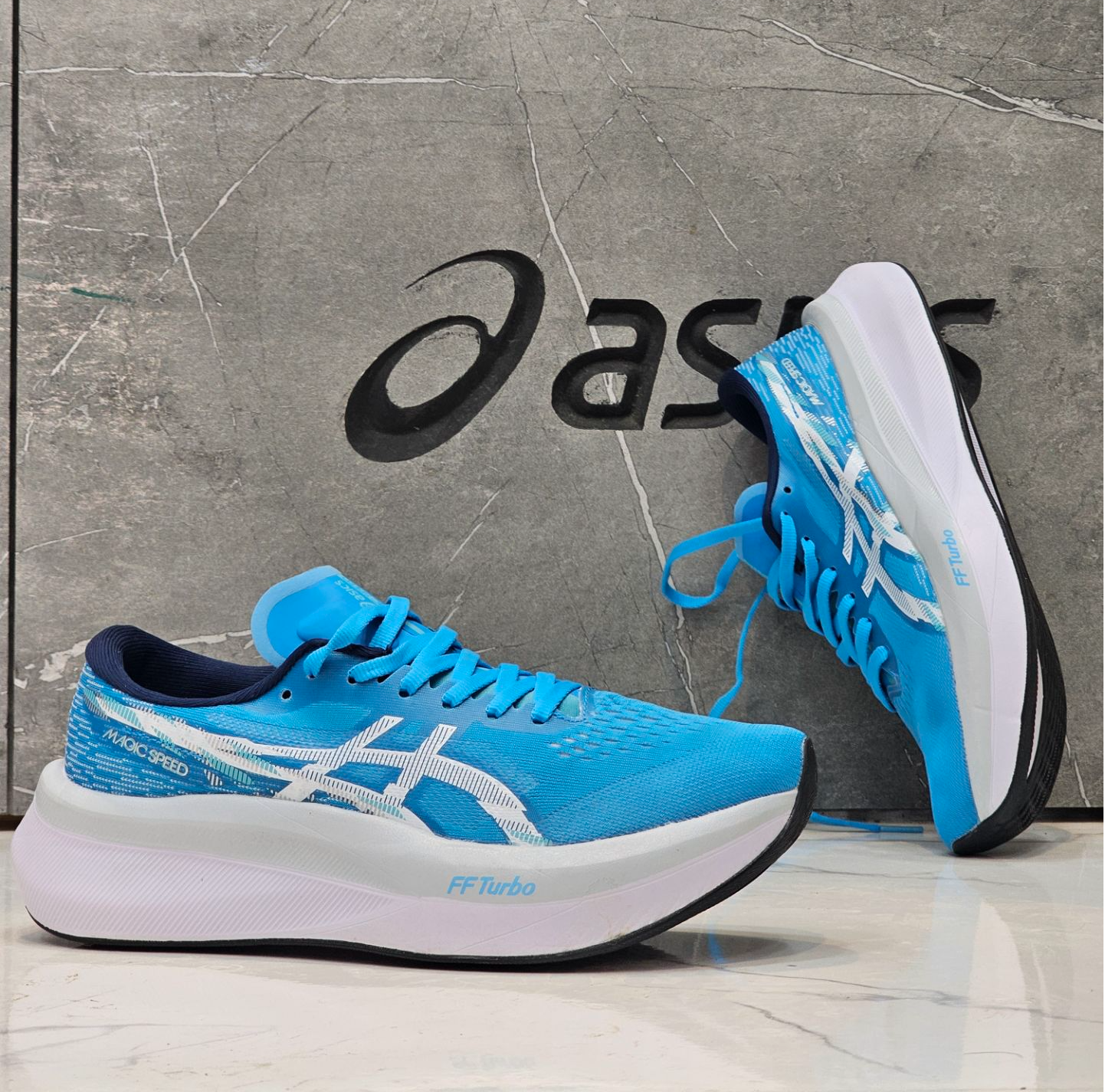 کتونی اسیکس مجیک اسپیدASICS Magic Speed 4 ساخت ویتنام وارداتی سایز40 الی۴۵فروش تکی و عمده ضمانت کیفیت کالا