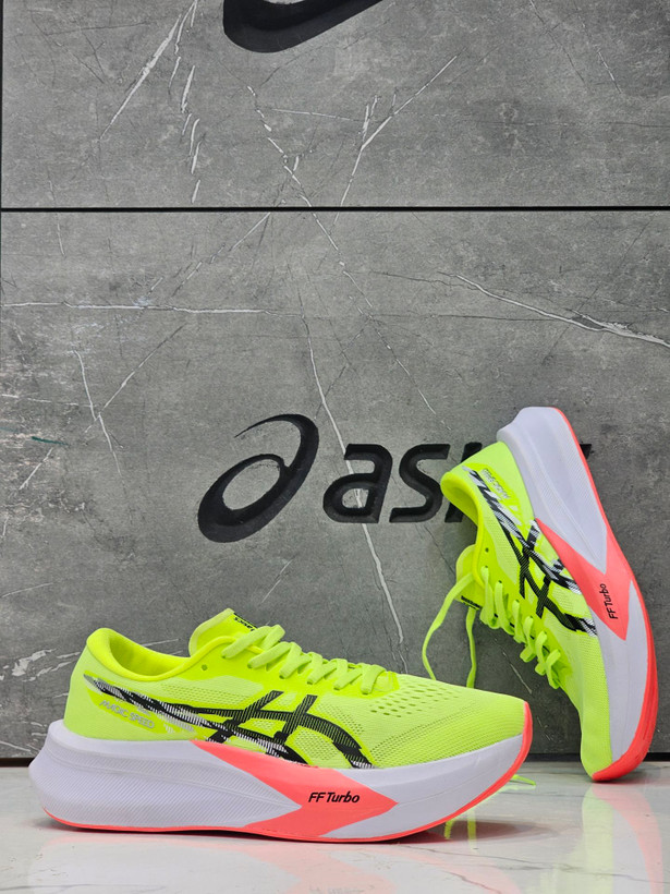 کتونی اسیکس مجیک اسپیدASICS Magic Speed 4 ساخت ویتنام وارداتی سایز40 الی۴۵فروش تکی و عمده ضمانت کیفیت کالا