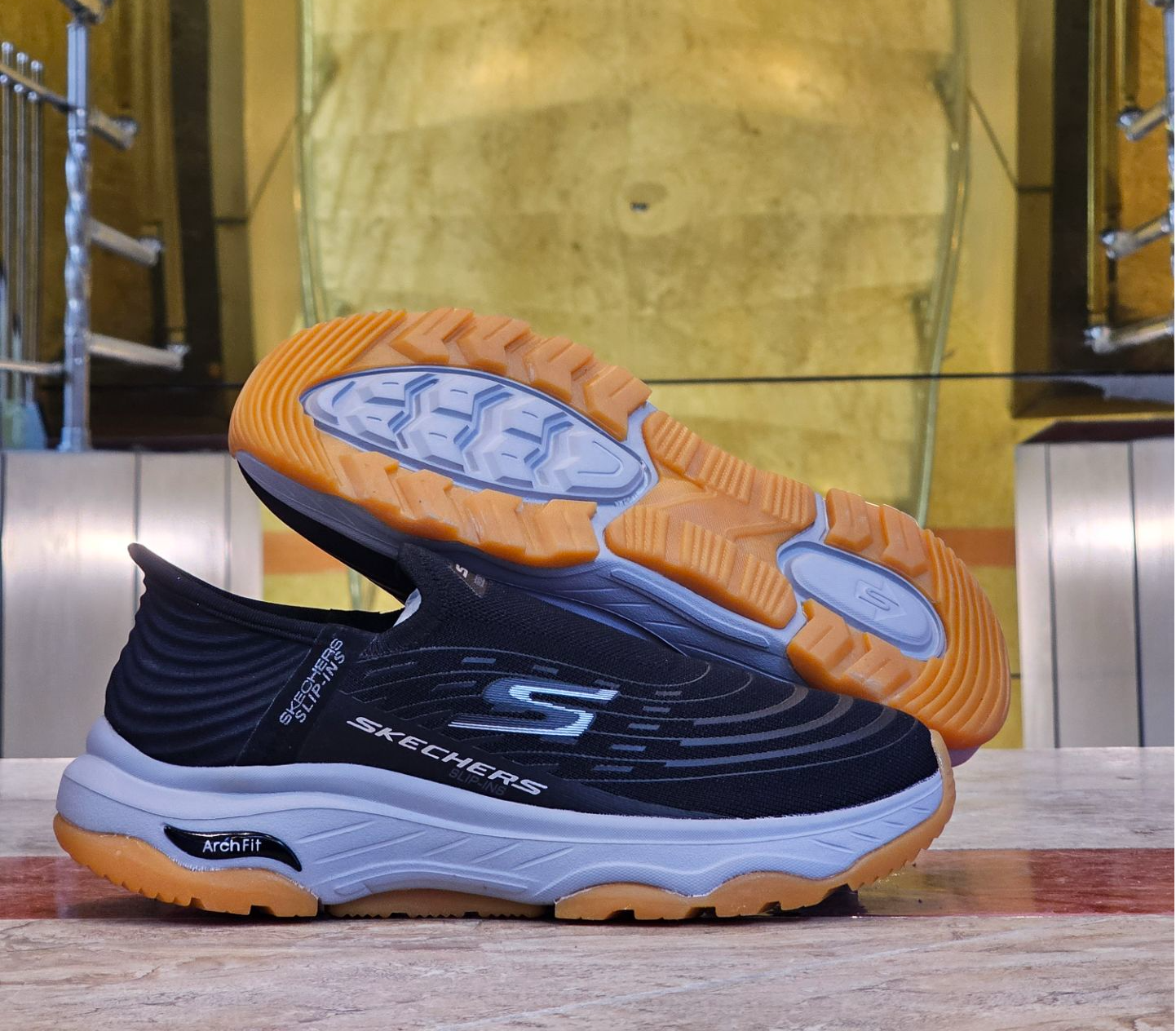 کتونی اسکیچرز اسلیپ Skechers Slip-insوارداتی ساخت ویتنام طبی و بدون بند سایز۴۰ الی ۴۵ فروش تکی و عمده/ضمانت کیفیت کالا