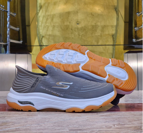 کتونی اسکیچرز اسلیپ Skechers Slip-insوارداتی ساخت ویتنام طبی و بدون بند سایز۴۰ الی ۴۵ فروش تکی و عمده/ضمانت کیفیت کالا