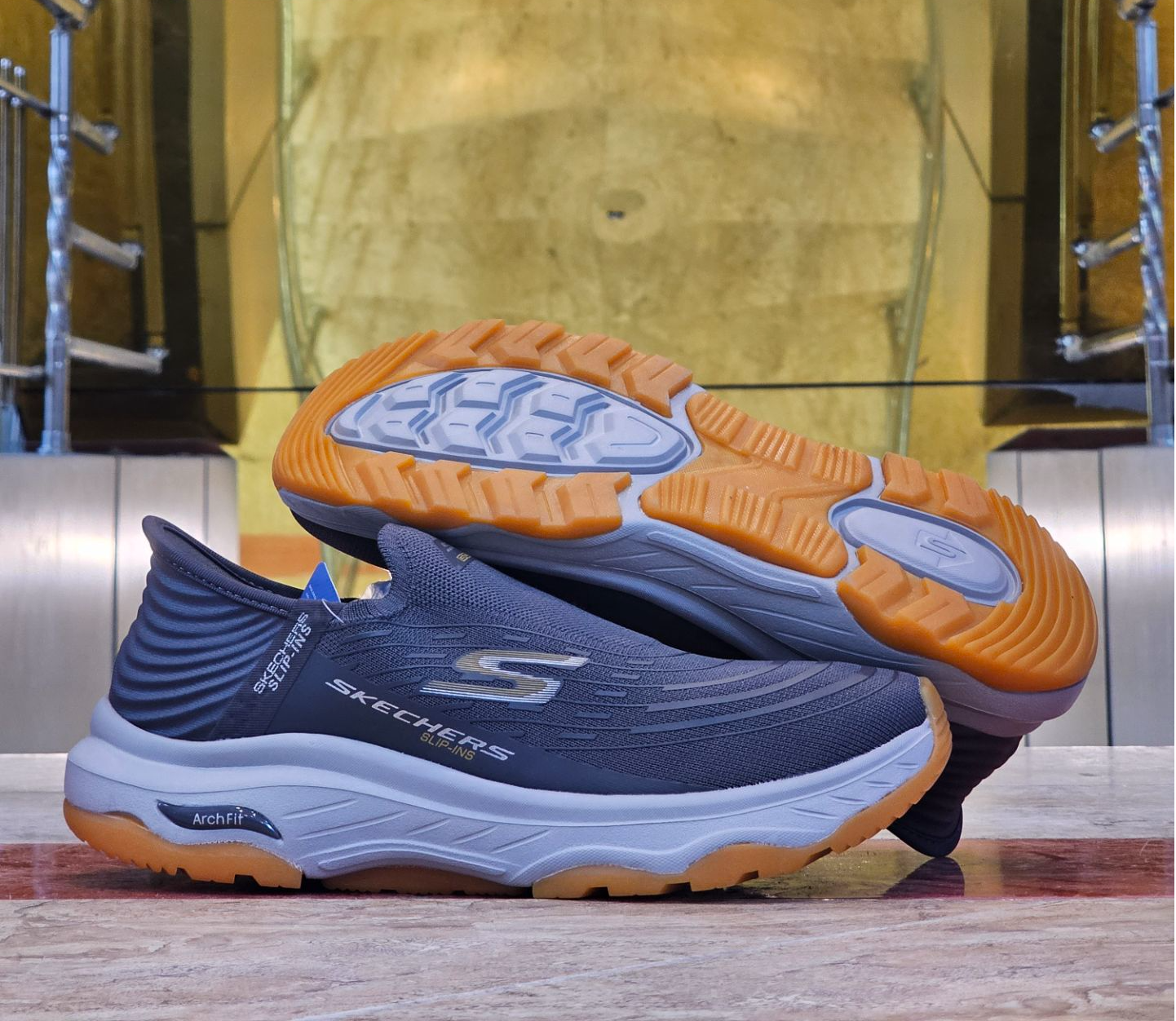 کتونی اسکیچرز اسلیپ Skechers Slip-insوارداتی ساخت ویتنام طبی و بدون بند سایز۴۰ الی ۴۵ فروش تکی و عمده/ضمانت کیفیت کالا
